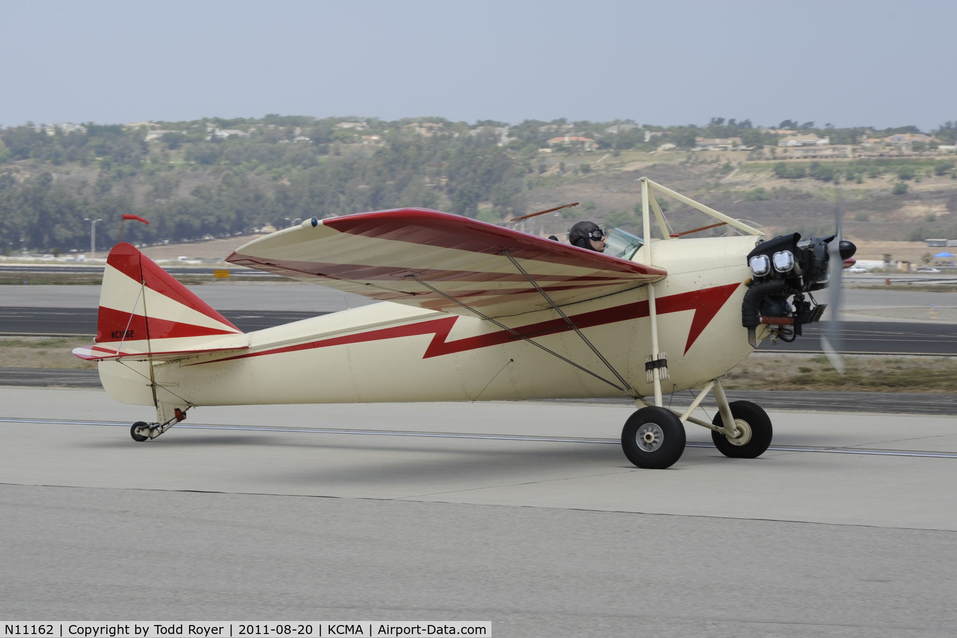 N11162, 1931 Buhl LA-1 C/N 103, Camarillo Airshow 2011