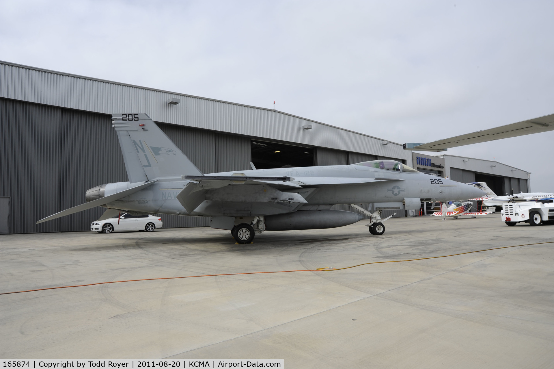 165874, Boeing F/A-18E Super Hornet C/N E050, Camarillo Airshow 2011