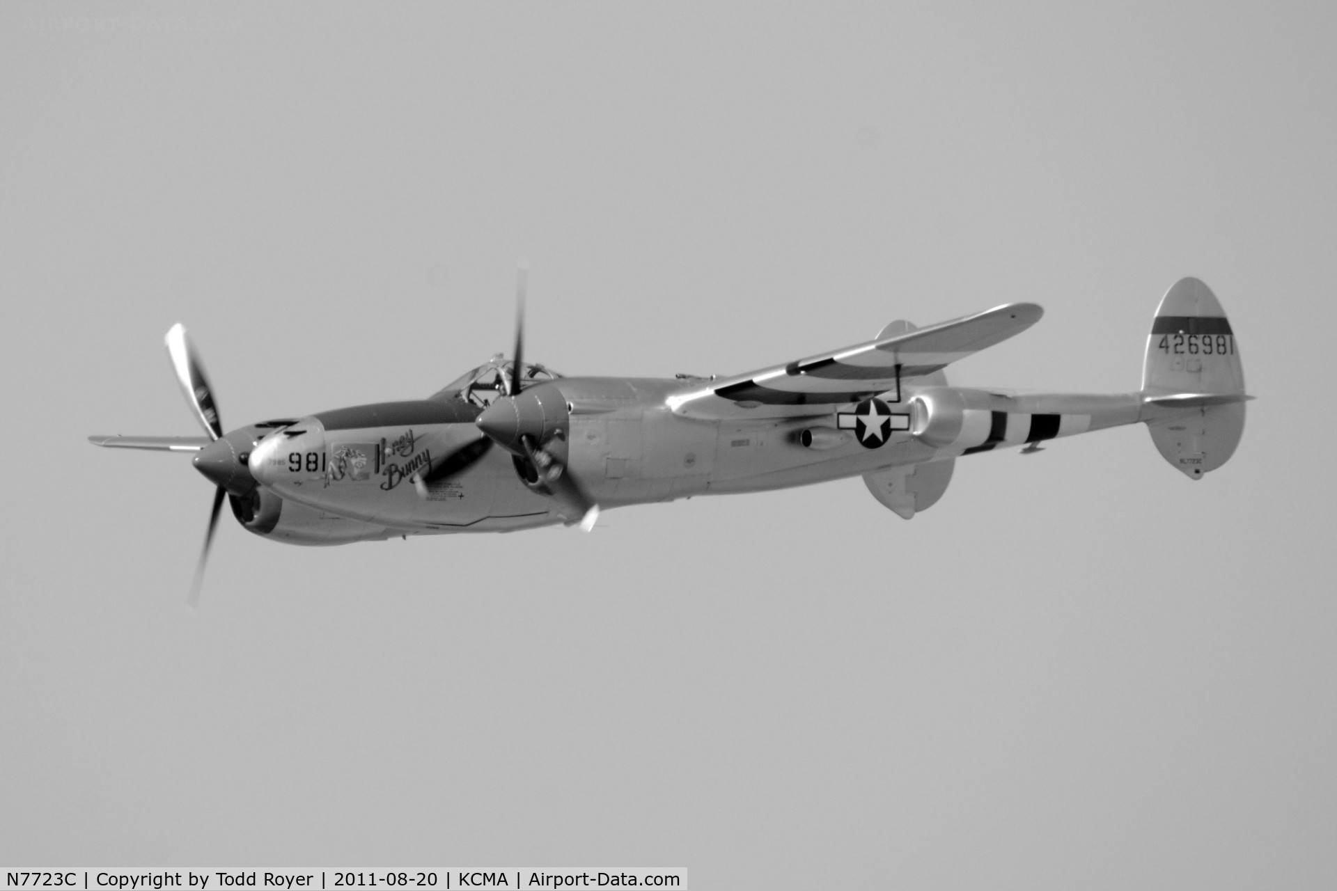 N7723C, 1944 Lockheed P-38L-5 Lightning C/N 7985, Camarillo Airshow 2011