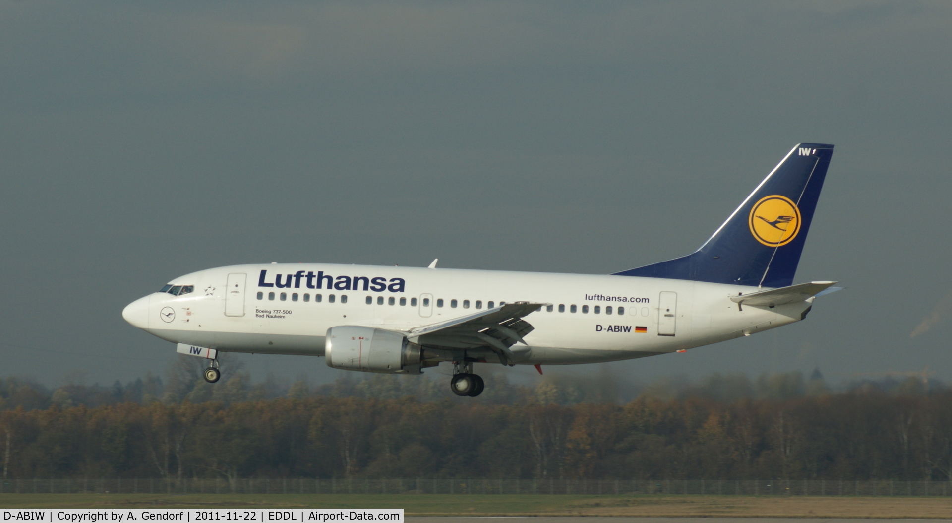 D-ABIW, 1991 Boeing 737-530 C/N 24945, Lufthansa, on short finals Runway 23L at Düsseldorf Int´l (EDDL)