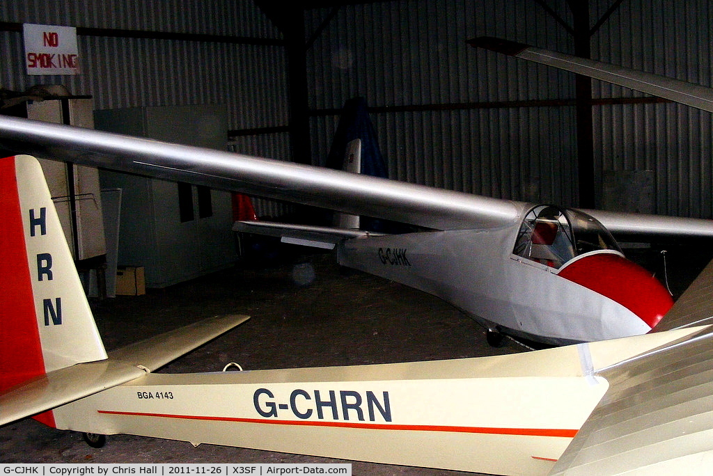 G-CJHK, Schleicher K-8B C/N 558, Stratford-Upon-Avon Gliding Club, Snitterfield