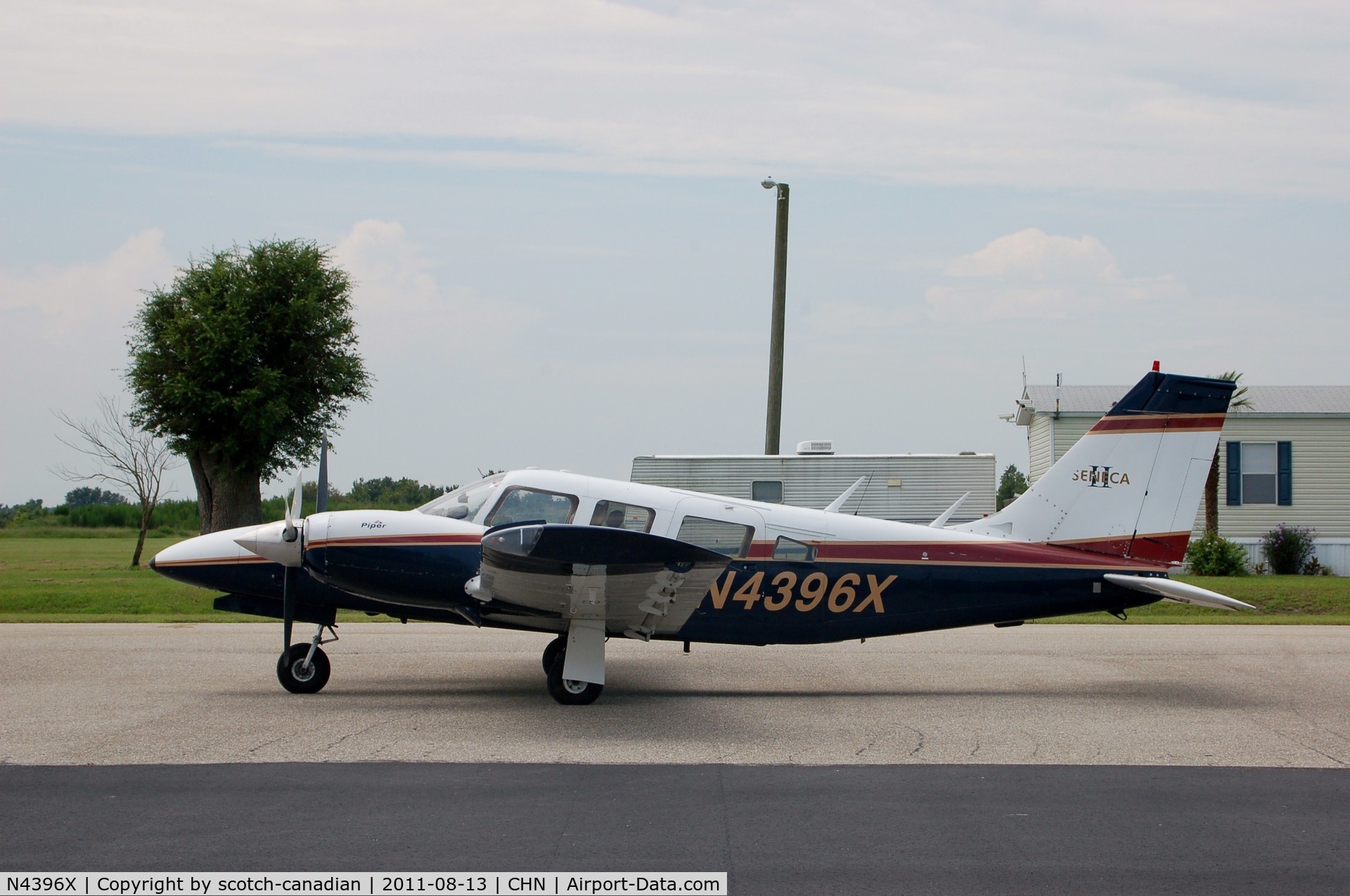 N4396X, 1975 Piper PA-34-200T C/N 34-7670038, 1975 Piper PA-34-200T N4396X  at Wauchula Municipal Airport, Wauchula, FL