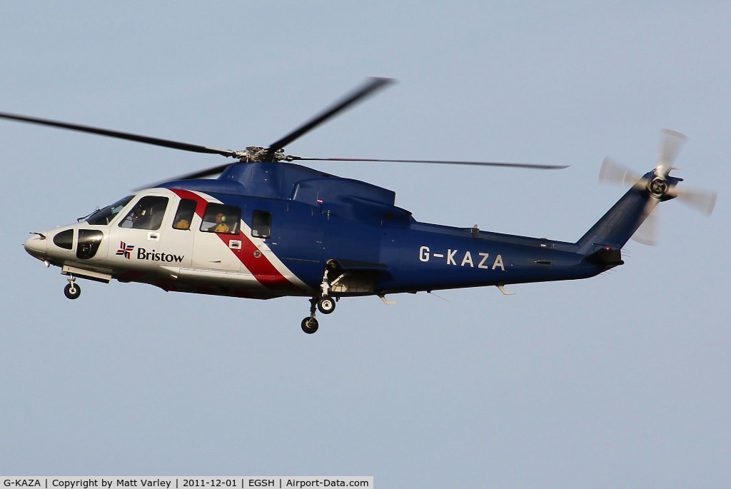 G-KAZA, 2006 Sikorsky S-76C C/N 760615, Bristow 520 arriving at EGSH