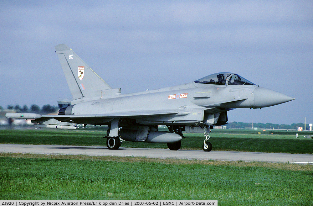 ZJ920, 2005 Eurofighter EF-2000 Typhoon FGR4 C/N 0067/BS011, Although 26 sqn is the OCU Typhhon sqn they do operate some single seaters. Typhoon F.2 ZJ920/BX is one of them.