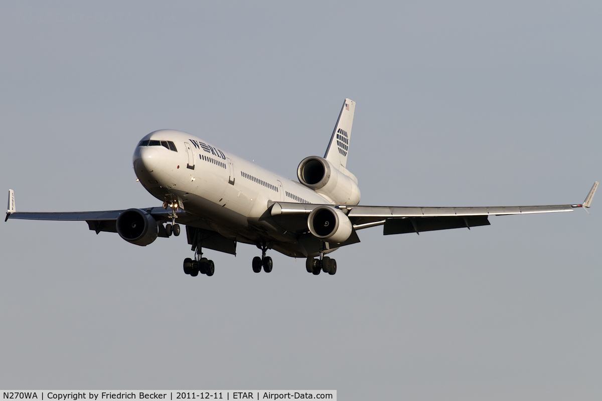 N270WA, McDonnell Douglas MD-11 C/N 48449, on final