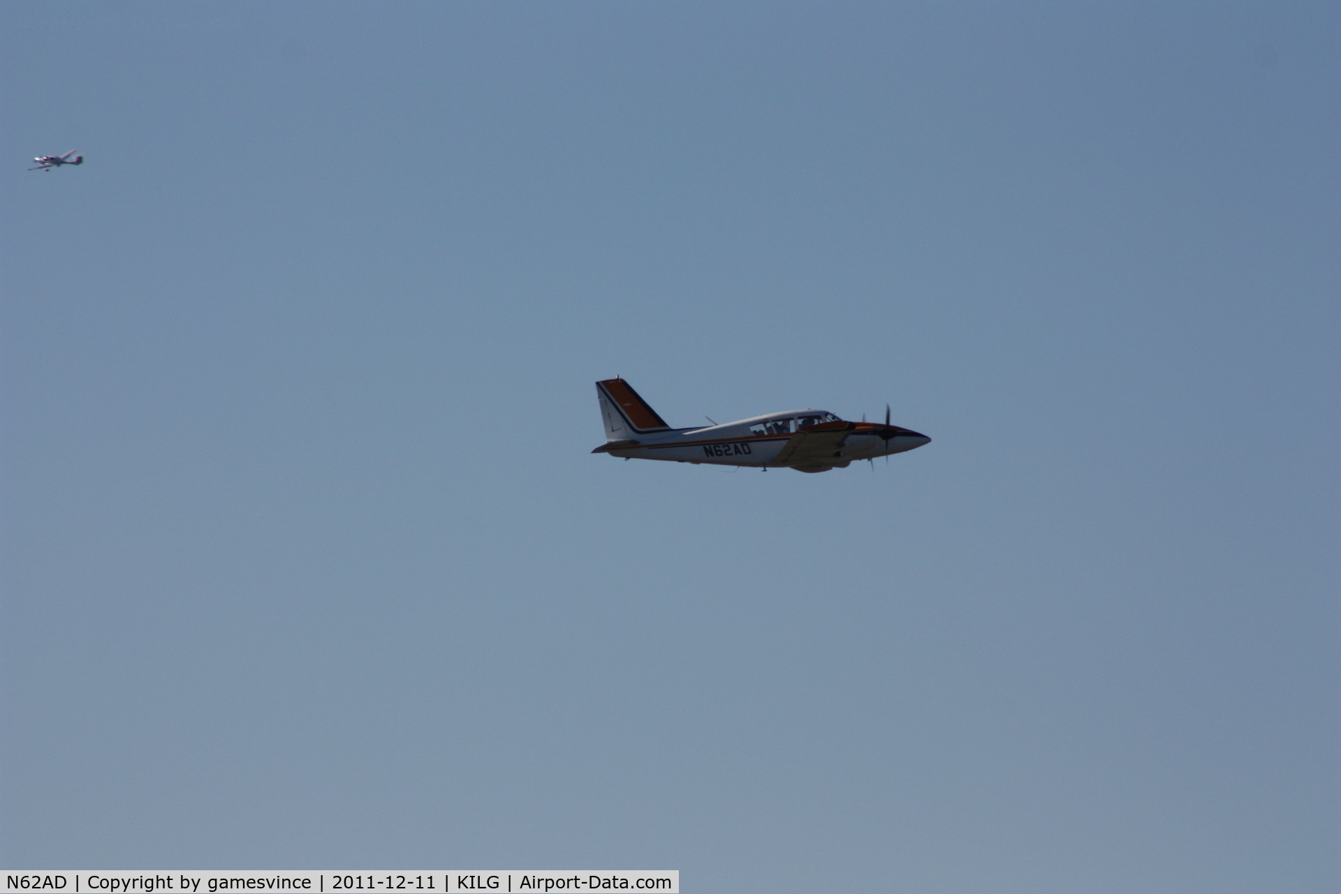 N62AD, 1973 Piper PA-23-250 C/N 27-7305070, N134KC in the background