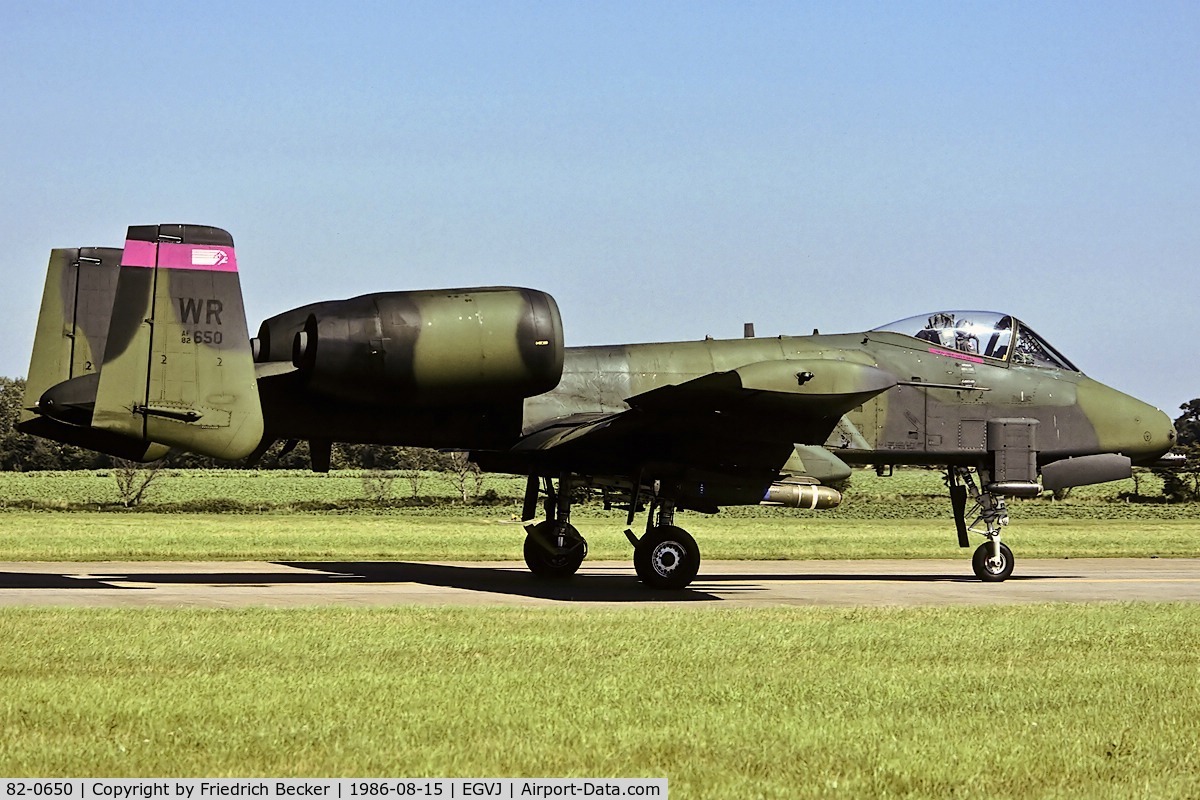 82-0650, 1980 Fairchild Republic A-10A Thunderbolt II C/N A10-0698, taxying to the active