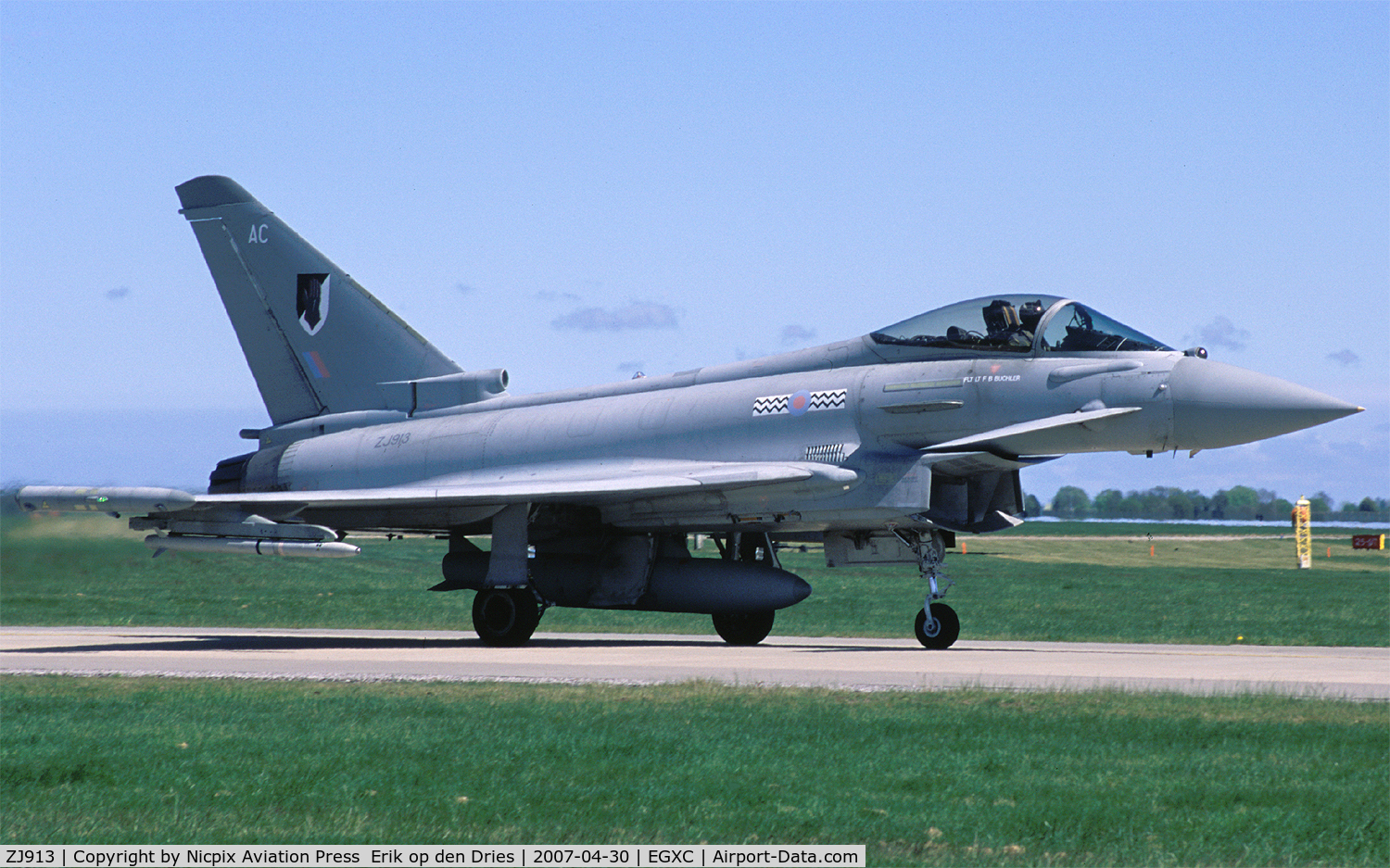 ZJ913, 2004 Eurofighter EF-2000 Typhoon F2 C/N 0047/BS004, ZJ913 is a Typhoon F.2 of no 17 sqn, the Typhoon Test & Trials unit of the RAF.