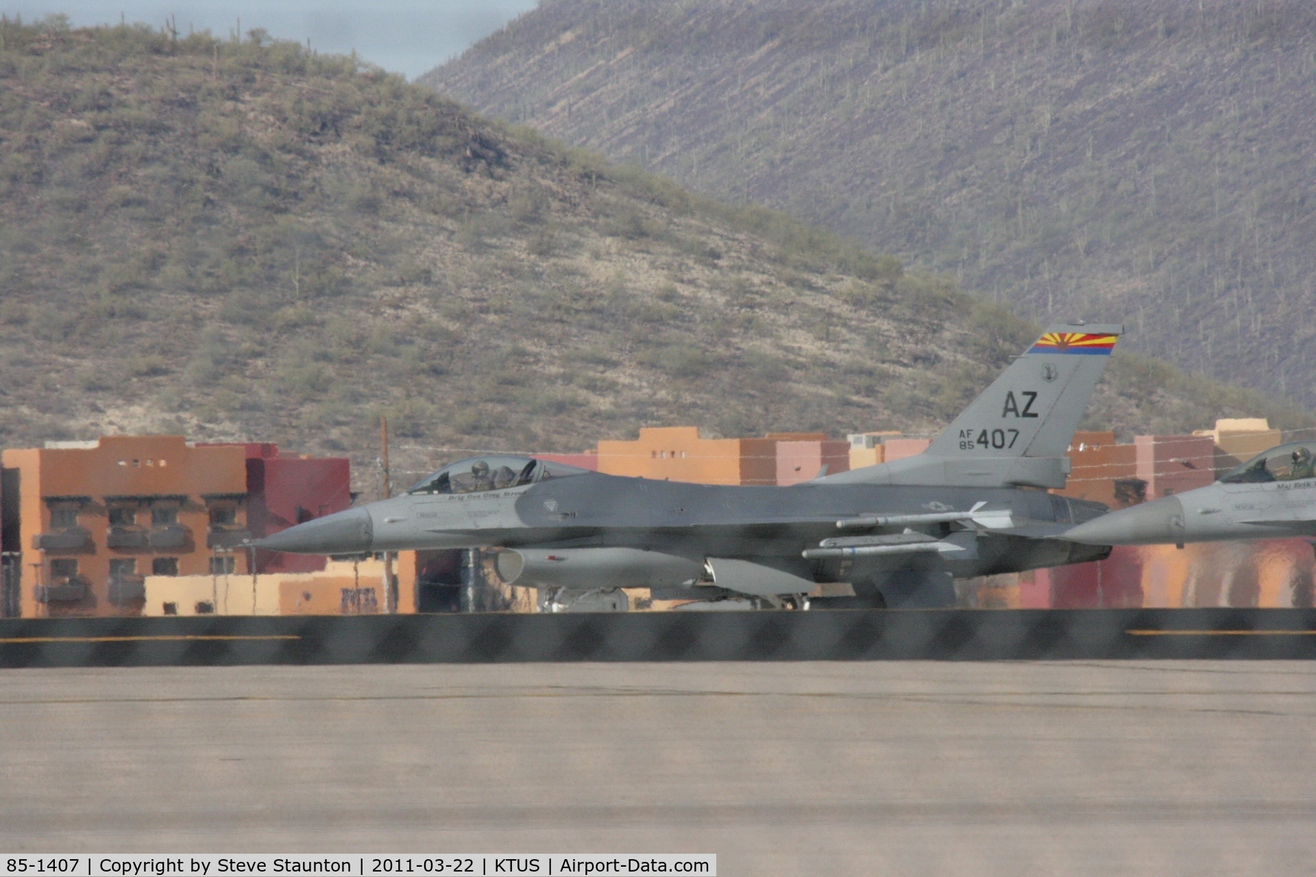 85-1407, 1985 General Dynamics F-16C C/N 5C-187, Taken at Tucson International Airport, in March 2011 whilst on an Aeroprint Aviation tour