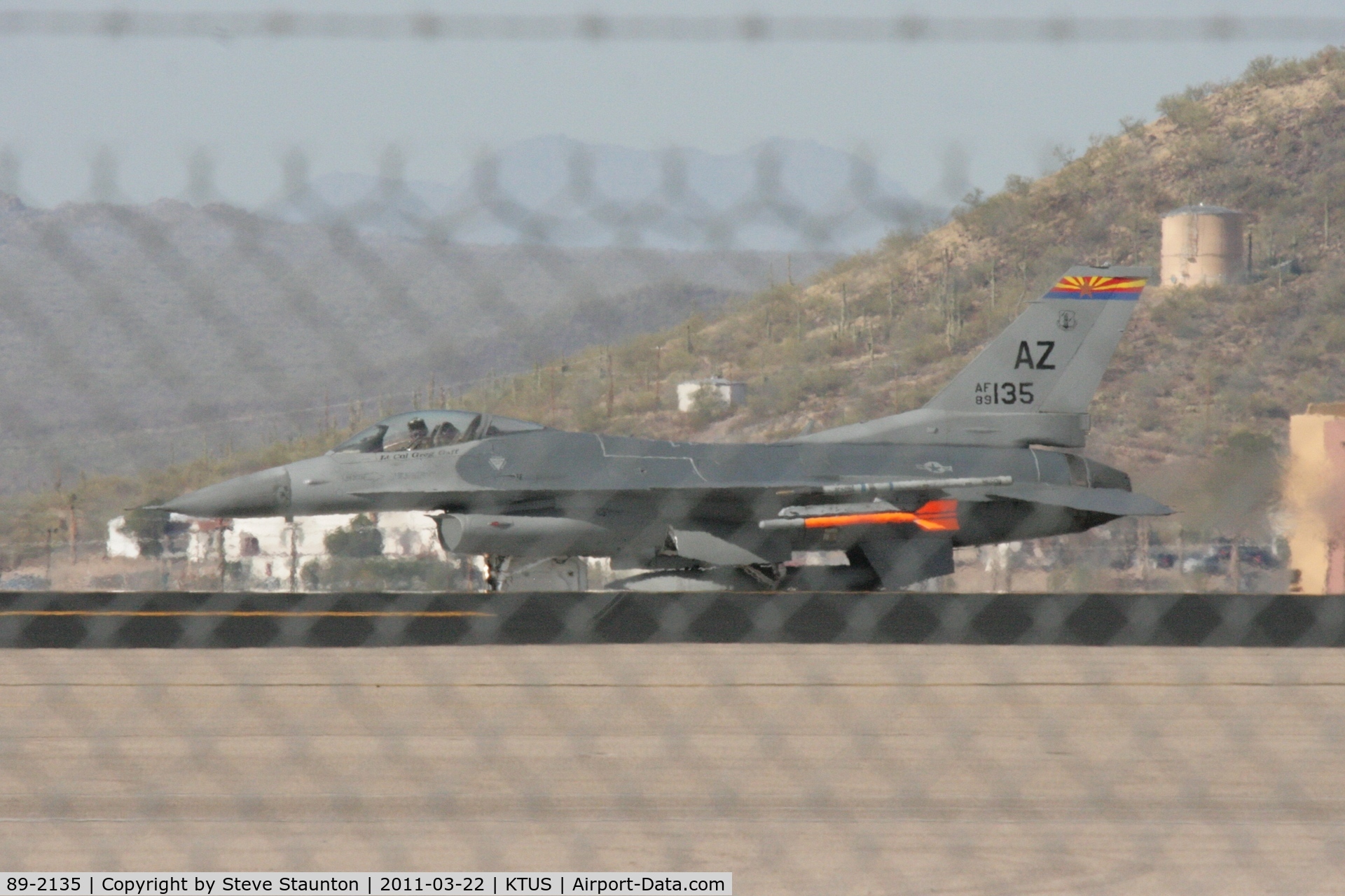 89-2135, General Dynamics F-16C C/N 1C-288, Taken at Tucson International Airport, in March 2011 whilst on an Aeroprint Aviation tour