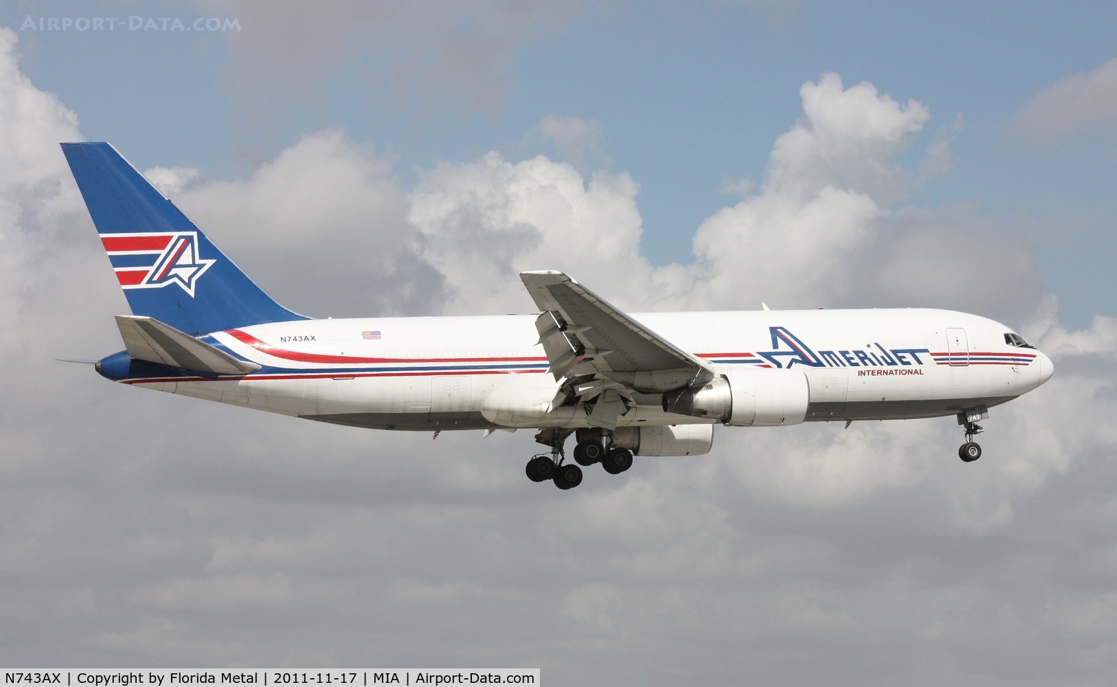 N743AX, 1982 Boeing 767-232 C/N 22218, Amerijet 767 passing by El Dorado location