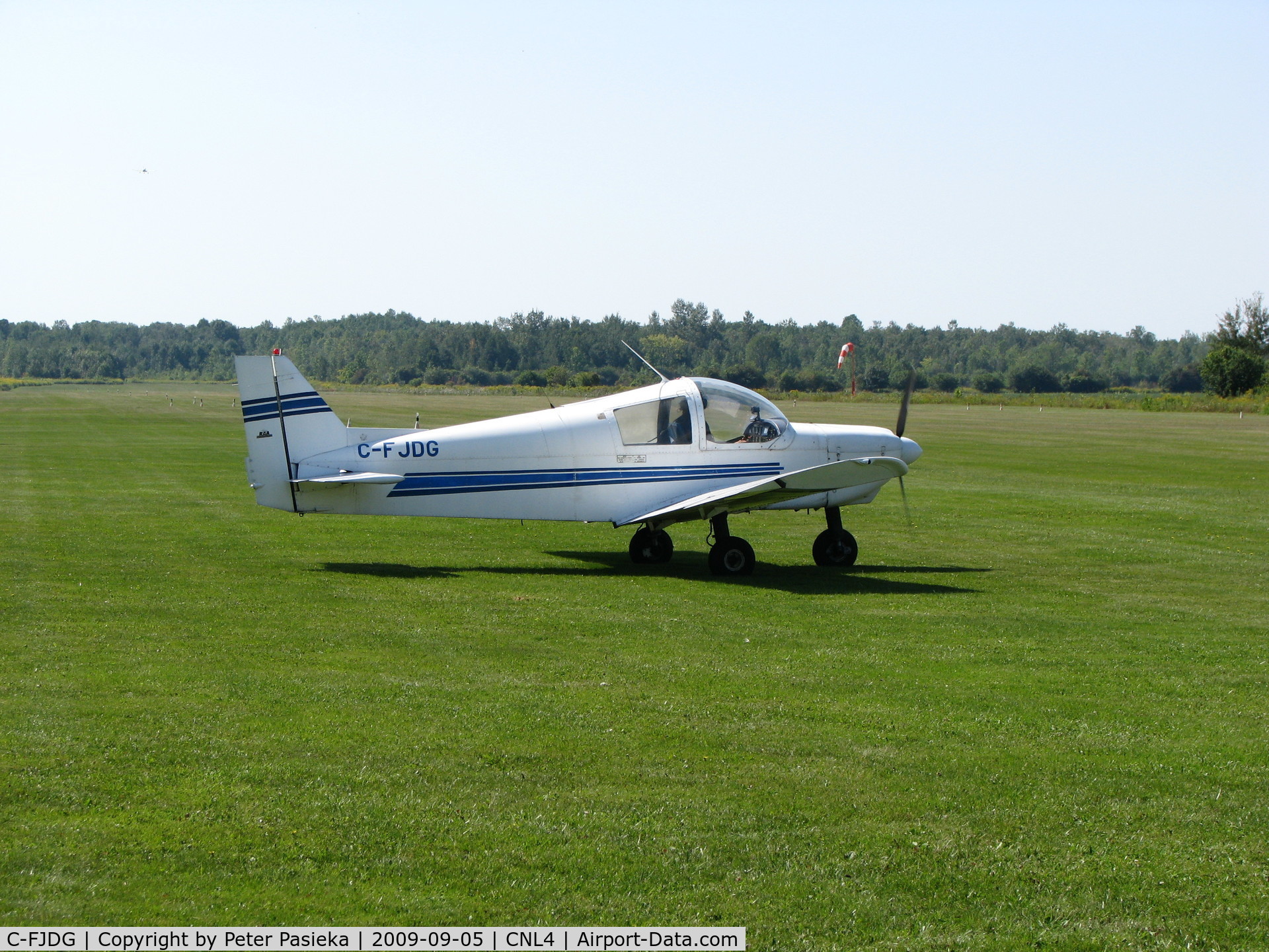 C-FJDG, 1990 Zenair CH-300 Tri-Z C/N 3-344, @ Port Elgin Airport ready for takeoff on runway 24