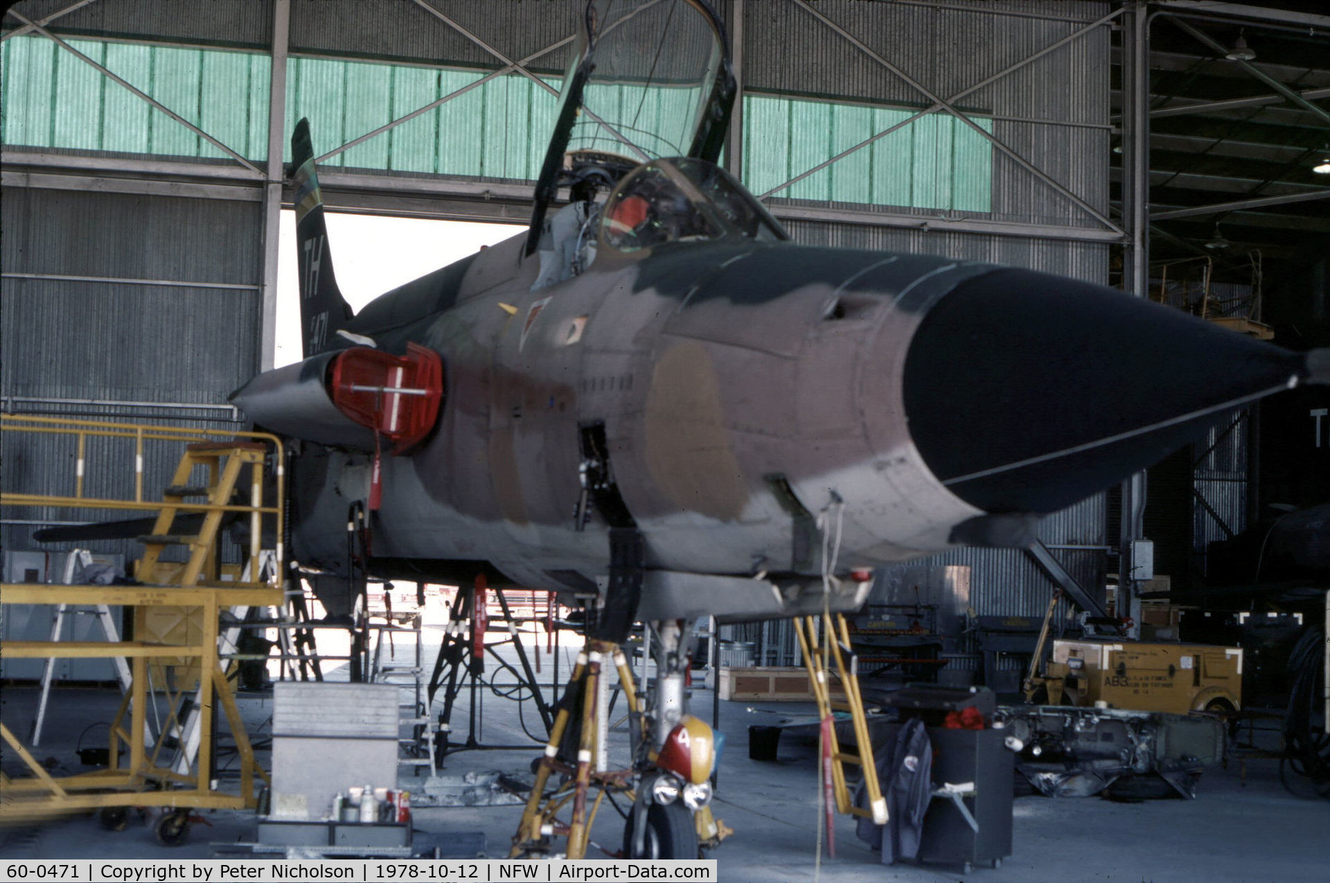 60-0471, 1960 Republic F-105D Thunderchief C/N D159, F-105D Thunderchief of the Commanding Officer 457th Tactical Fighter Squadron/301st Tactical Fighter Wing undergoing maintenance at Carswell AFB in October 1978.