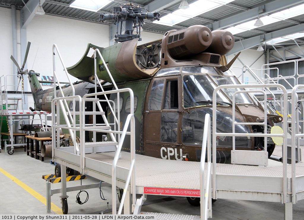 1013, Aérospatiale SA-330B Puma C/N 1013, Used as an Instructional Airframe and show during Rochefort Open Day...