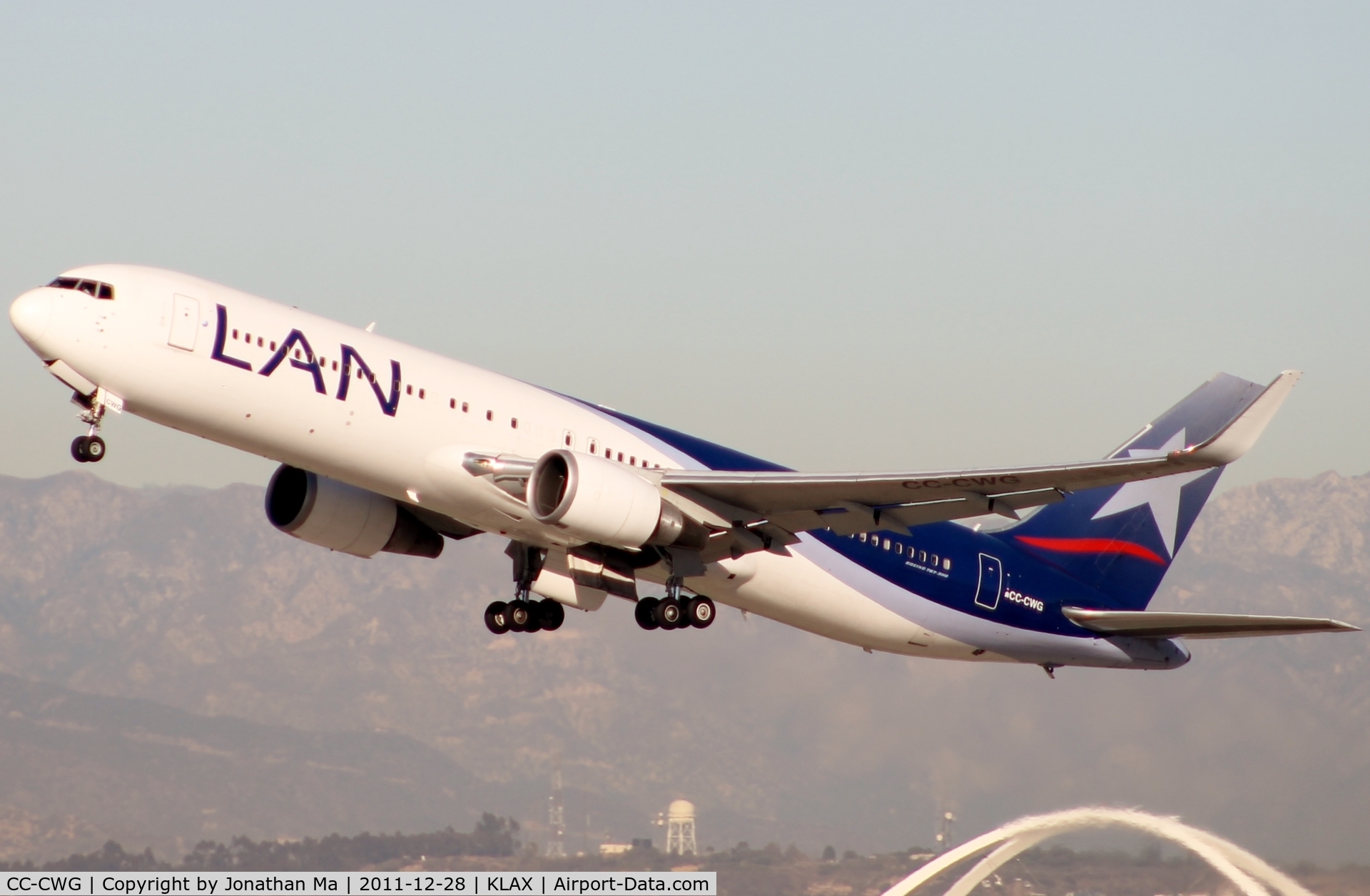 CC-CWG, 2006 Boeing 767-316/ER C/N 34629, LAN 767 with winglets takes off from LAX