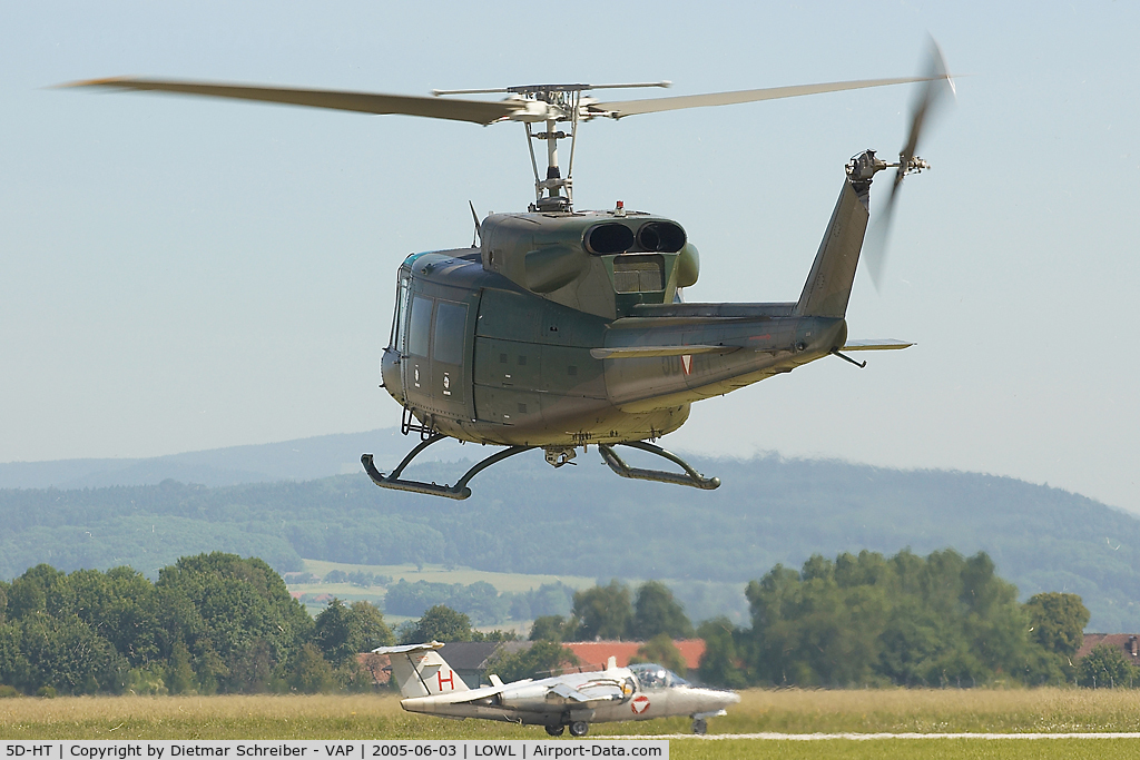 5D-HT, Agusta AB-212 C/N 5616, Austrian Air Force Bell 212