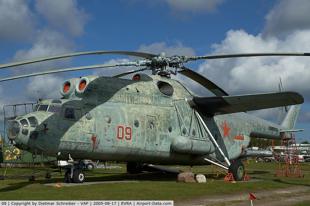 09, Mil Mi-6 Hook C/N 10680704W, Russia Air Force Mil Mi6