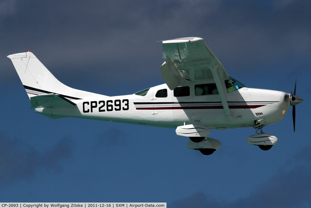 CP-2693, Cessna TU206G Turbo Stationair Turbo Stationair C/N U20606921, visitor