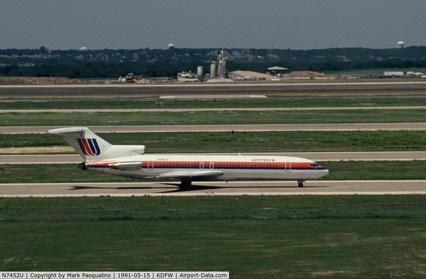 N7452U, 1979 Boeing 727-222 C/N 21906, Boeing 727-200