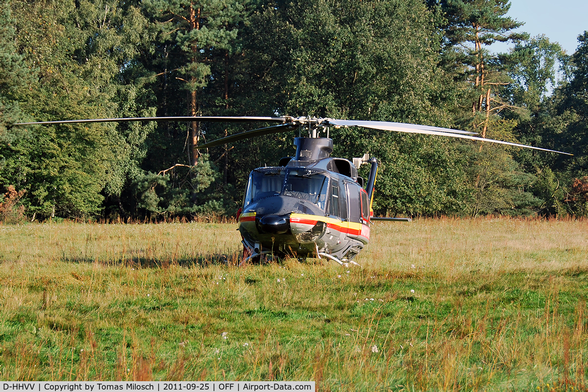 D-HHVV, Agusta AB-412 C/N 36059, HDM Flugservice, early morning mission to Neuenhagen near Berlin.