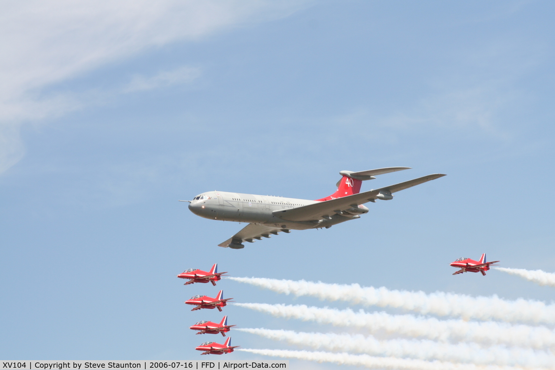 XV104, 1967 Vickers VC10 C.1K C/N 834, Red Arrows and VC10 XV104 at Royal International Air Tattoo 2006