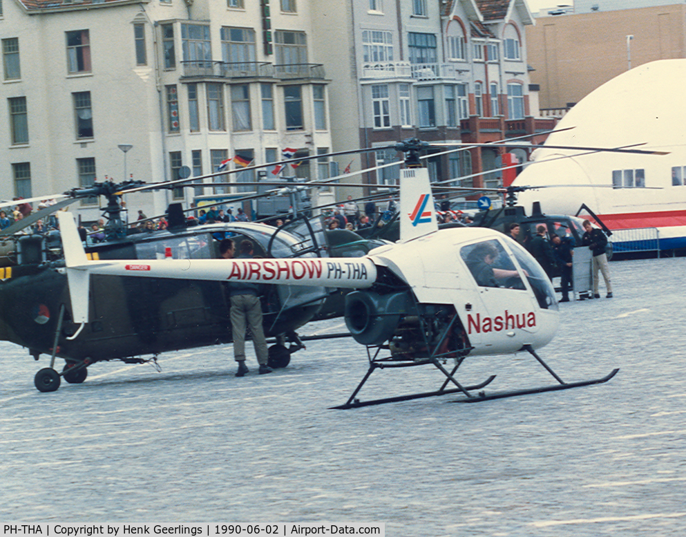 PH-THA, 1988 Robinson R22 C/N 0913, Teuge Helicopters.

Scheveningen Beach Air Show nr The Haque