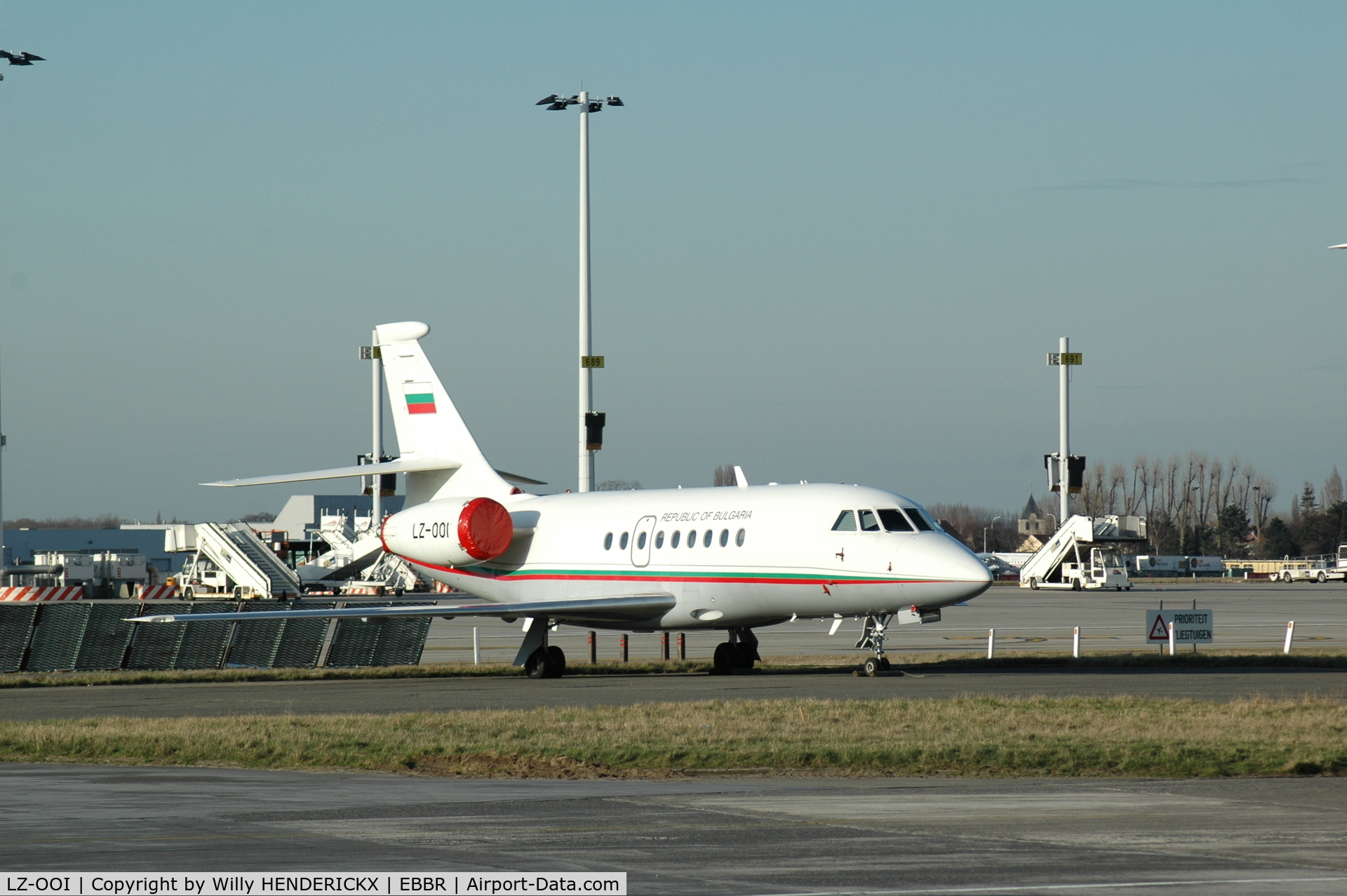 LZ-OOI, 2000 Dassault Falcon 2000 C/N 123, Current Bulgarian Government buziness jet