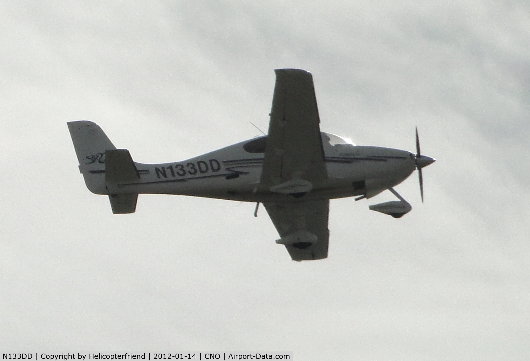 N133DD, 2003 Cirrus SR22 C/N 0589, Flying over runway 26R