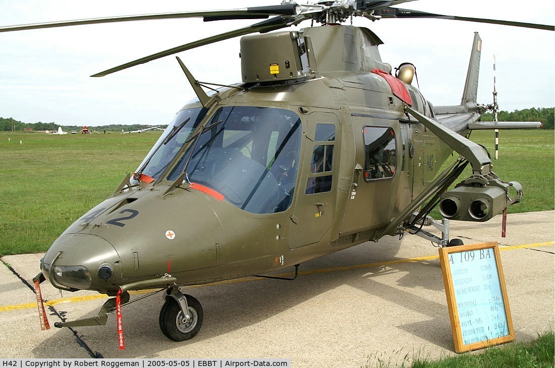 H42, Agusta A-109BA C/N 0342, Open day.