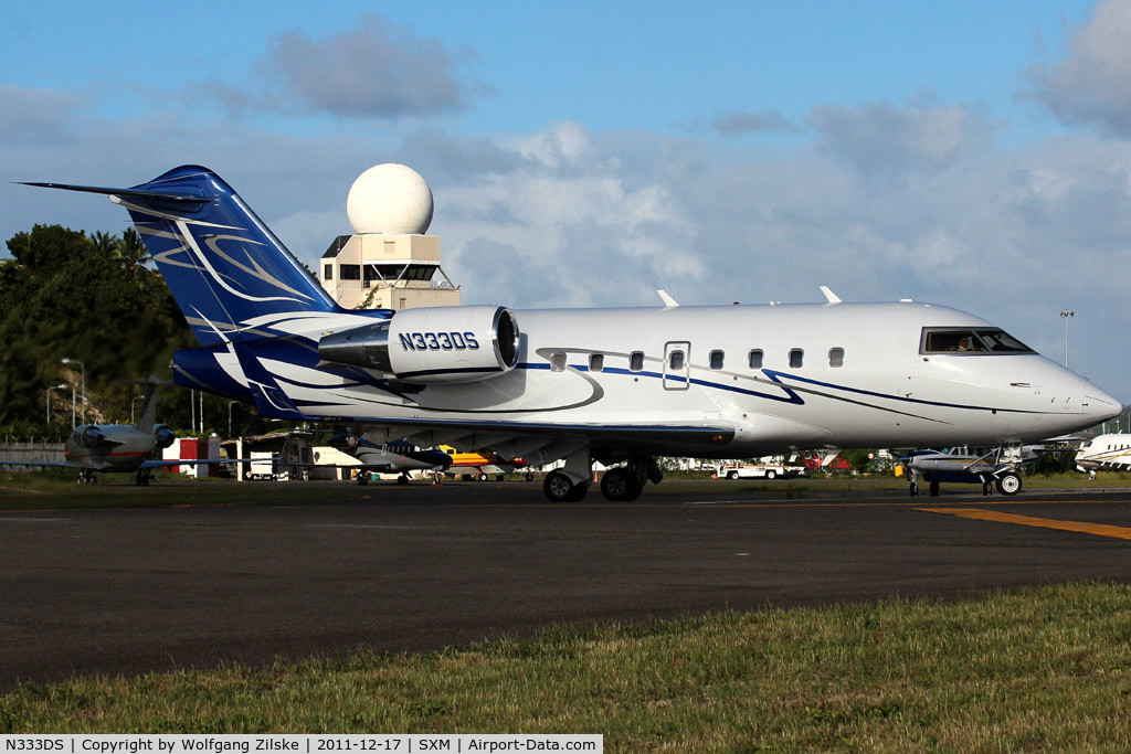 N333DS, 2001 Bombardier Challenger 604 (CL-600-2B16) C/N 5498, visitor