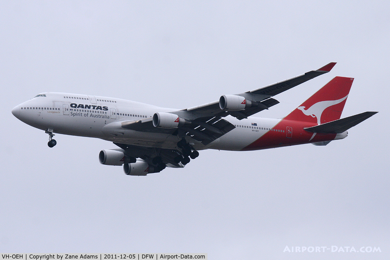 VH-OEH, 2003 Boeing 747-438/ER C/N 32912, Qantas landing at DFW Airport