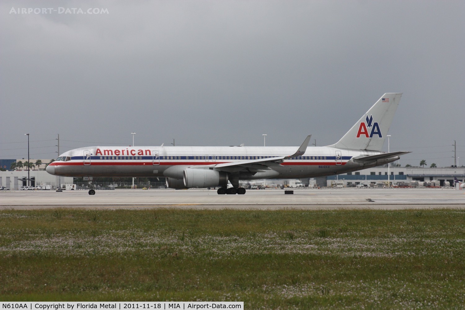 N610AA, 1989 Boeing 757-223 C/N 24486, American 757