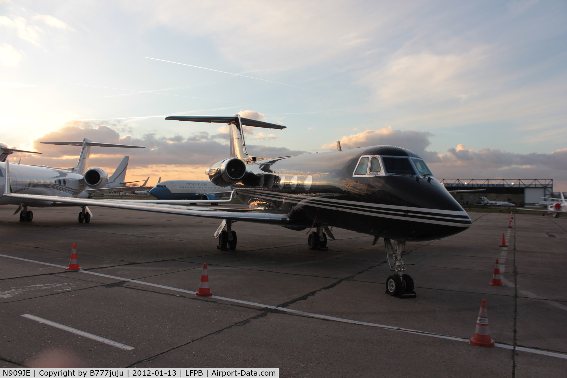 N909JE, 1974 Gulfstream Aerospace G1159B C/N 151, on transit at Le Bourget