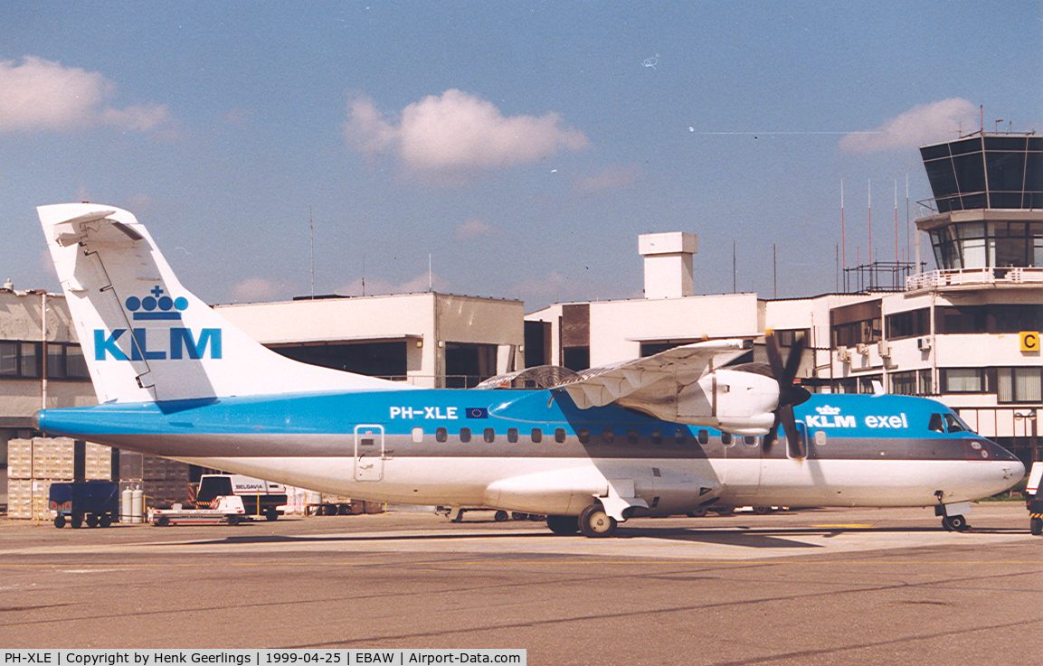 PH-XLE, 1988 ATR 42-320 C/N 090, KLM EXEL