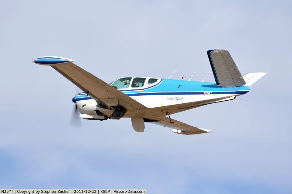 N35YT, Beech F35 Bonanza C/N D4058, Departing KSEP