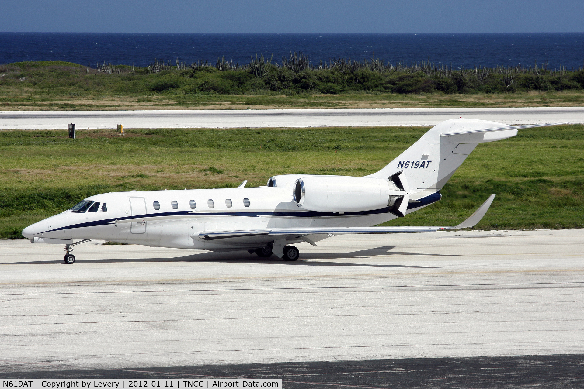 N619AT, 1997 Cessna 750 Citation X Citation X C/N 750-0017, Now those are some nice winglets!