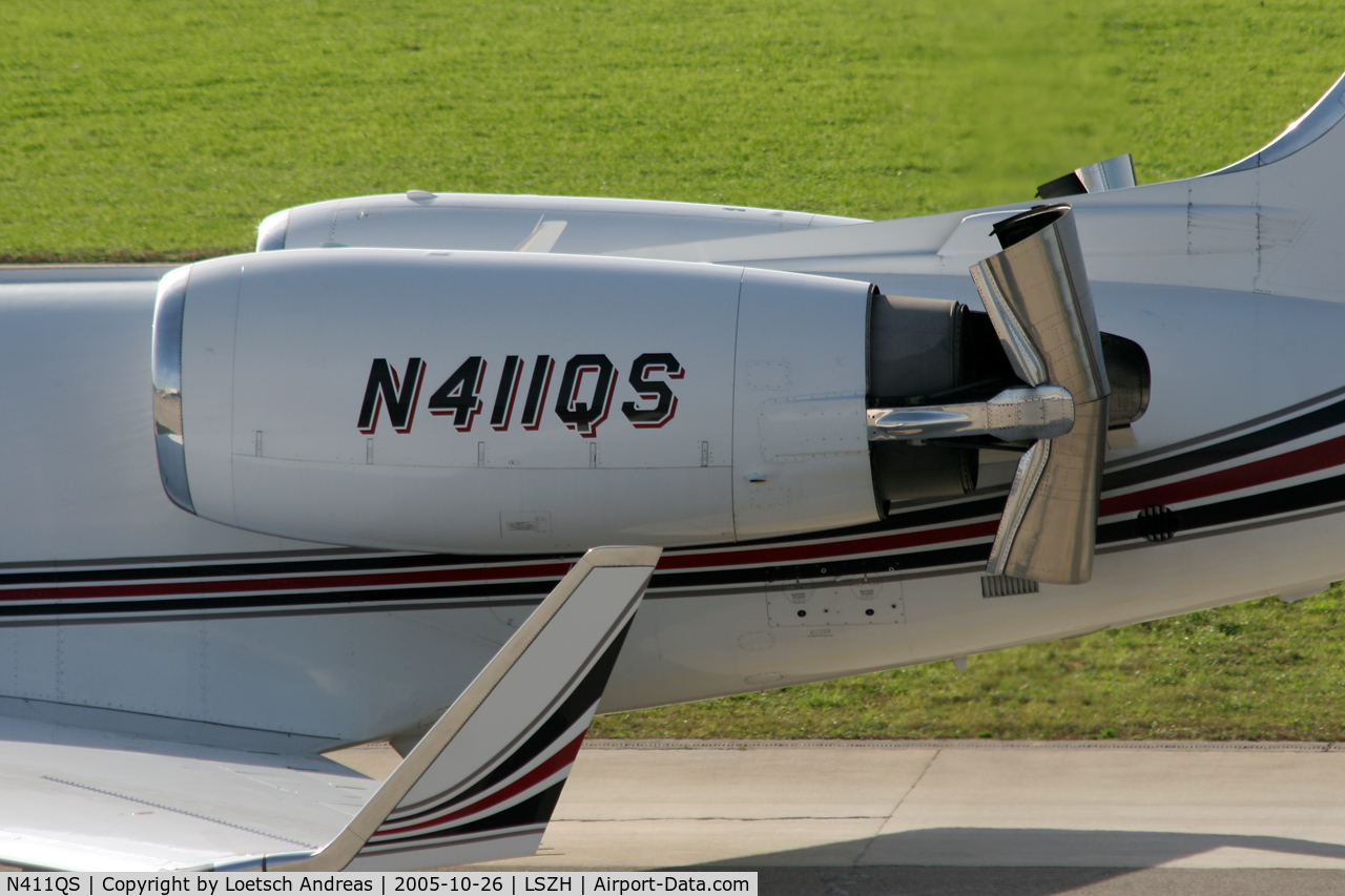 N411QS, 1997 Gulfstream Aerospace G-IV C/N 1311, thrust-reverser detail shoot