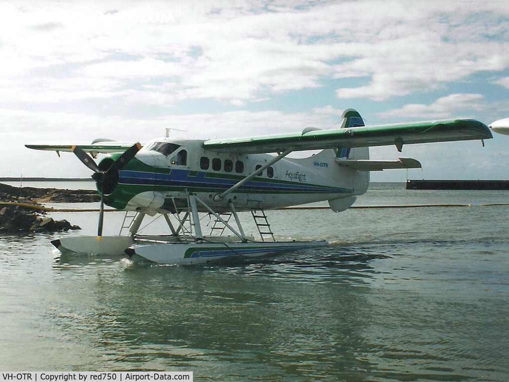 VH-OTR, 1960 De Havilland Canada DHC-3 Otter Otter C/N 373, Photograph by Edwin van Opstal with permission. Scanned from a color print. Taken at Cairns Seaplane Base