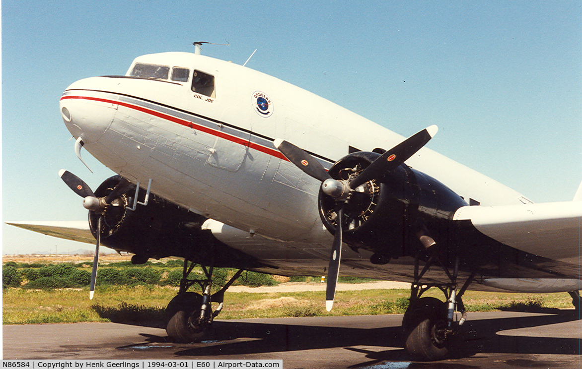 N86584, 1942 Douglas DC-3-G202A C/N 4935, Skydive Arizona , Parafield
