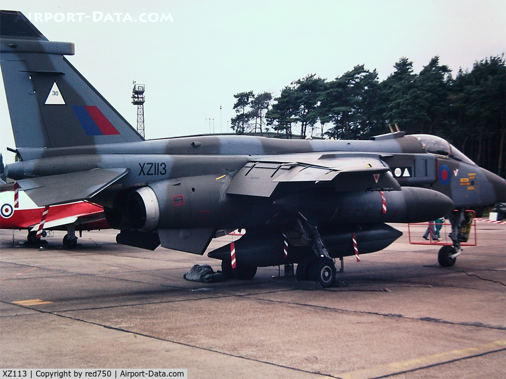 XZ113, 1976 SEPECAT Jaguar GR.1 C/N S.114, Photograph by Edwin van Opstal with permission. Scanned from a color slide.