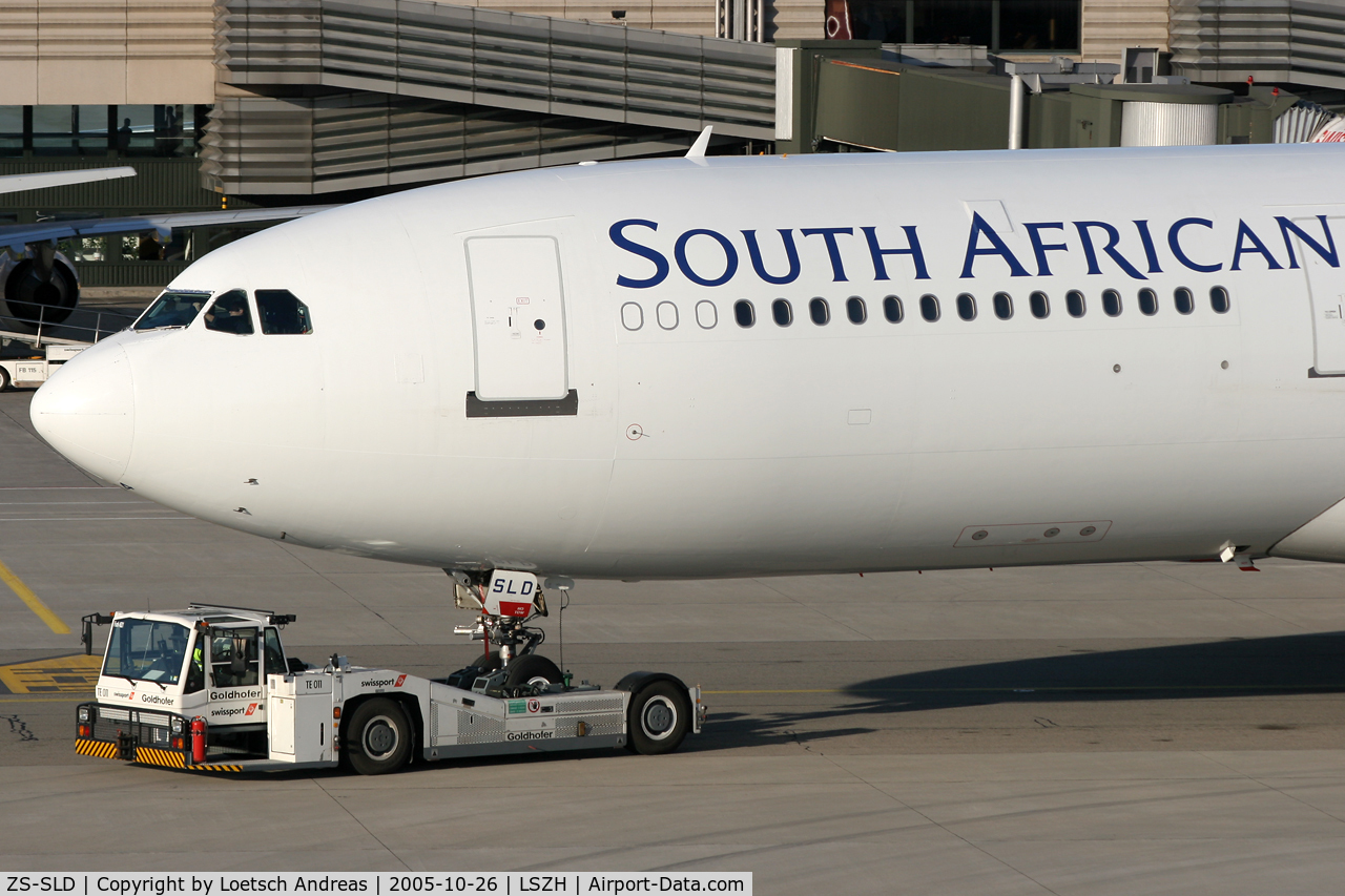 ZS-SLD, 1993 Airbus A340-211 C/N 019, South African A340