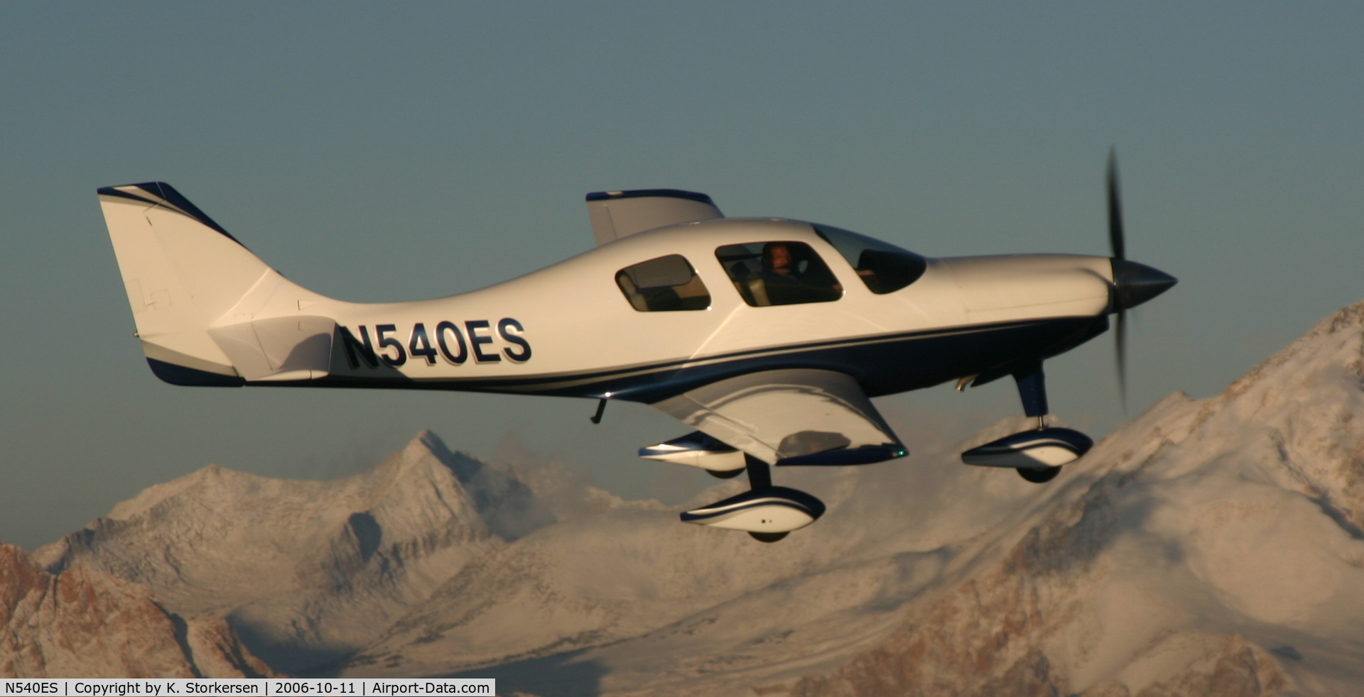 N540ES, 2002 Lancair ES C/N ES-142-FB, N540ES over Sierra Nevadas