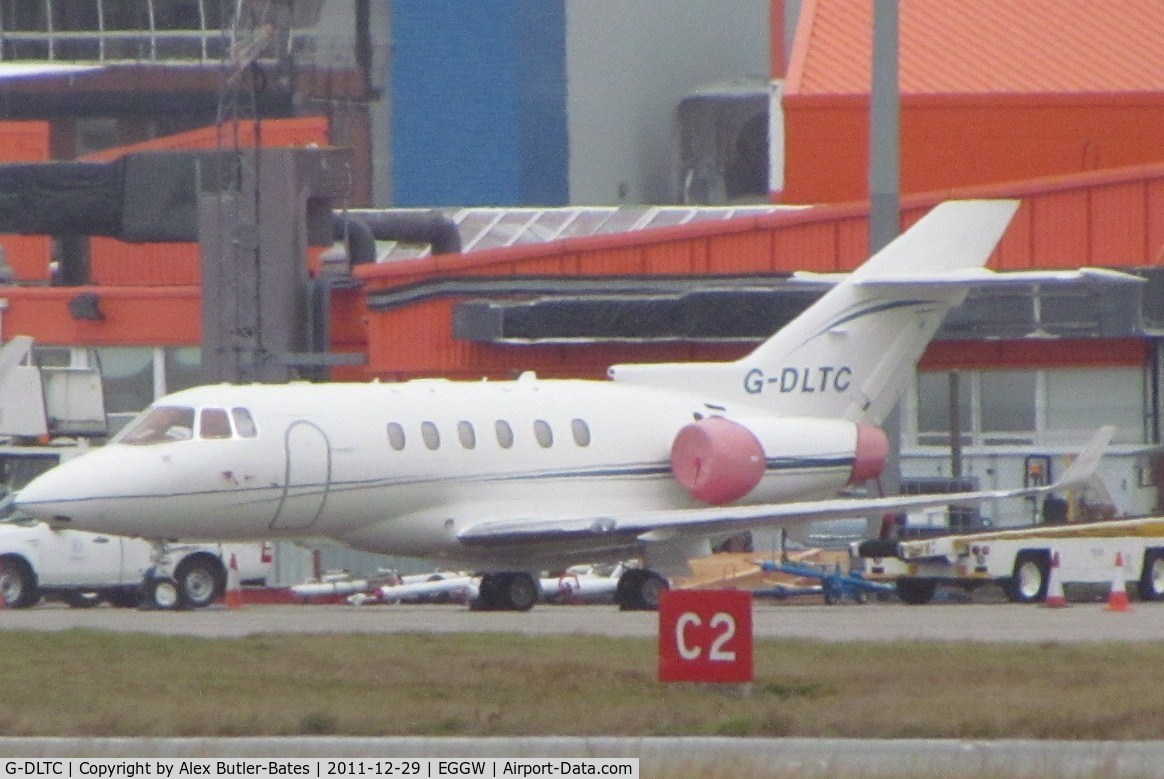 G-DLTC, 2007 Hawker 900XP C/N HA0035, 