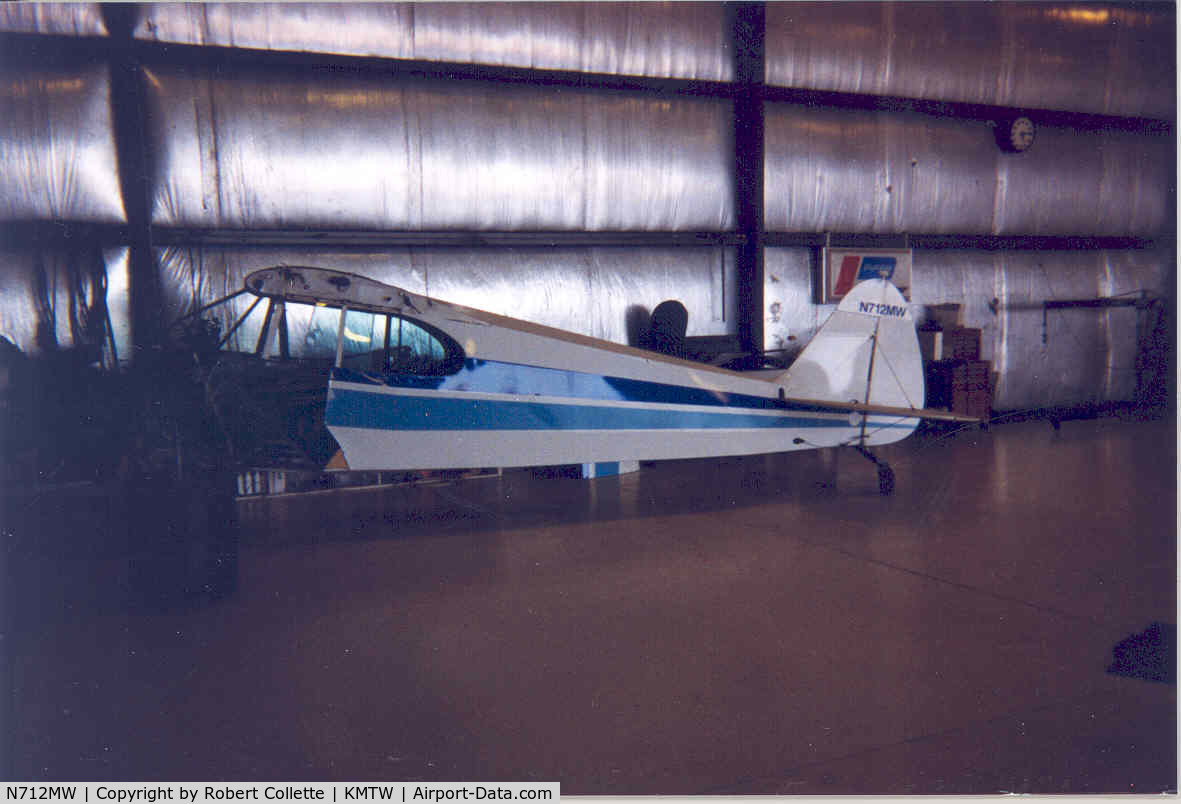 N712MW, 1947 Piper PA-12 Super Cruiser C/N 12-3956, Shortly after accident 5/13/1997