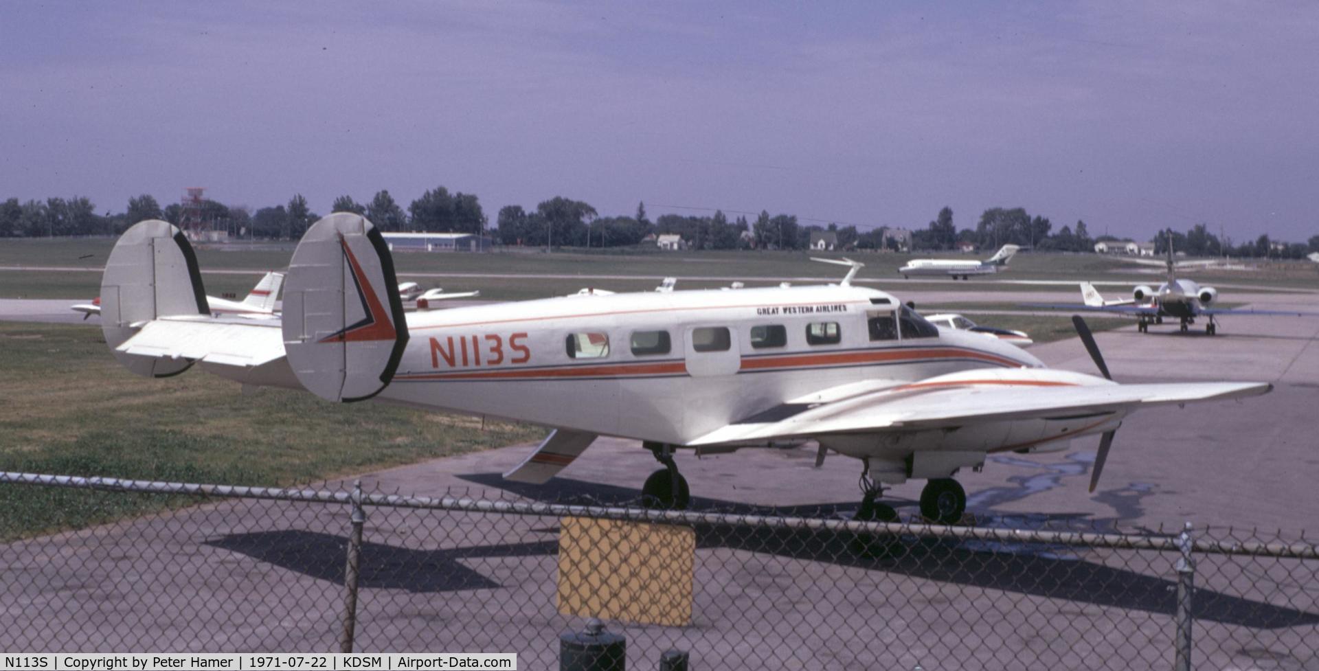 N113S, 1947 Beech D18S C/N A-371, Des Moines IA 1971