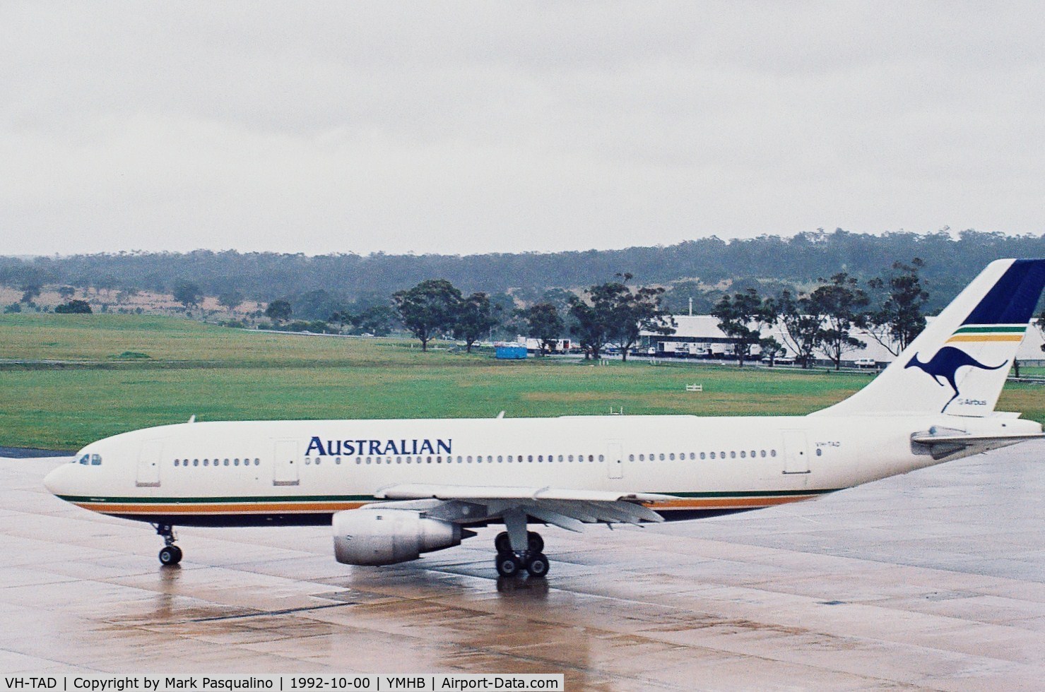 VH-TAD, 1982 Airbus A300B4-203 C/N 196, Airbus A300 B4-203