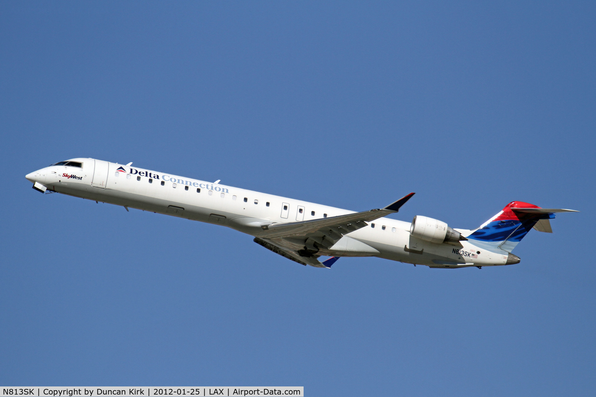 N813SK, 2006 Canadair CL-600-2D24 Regional Jet CRJ-900 C/N 15099, One of a handfull of planes still wearing 'old' Delta colors