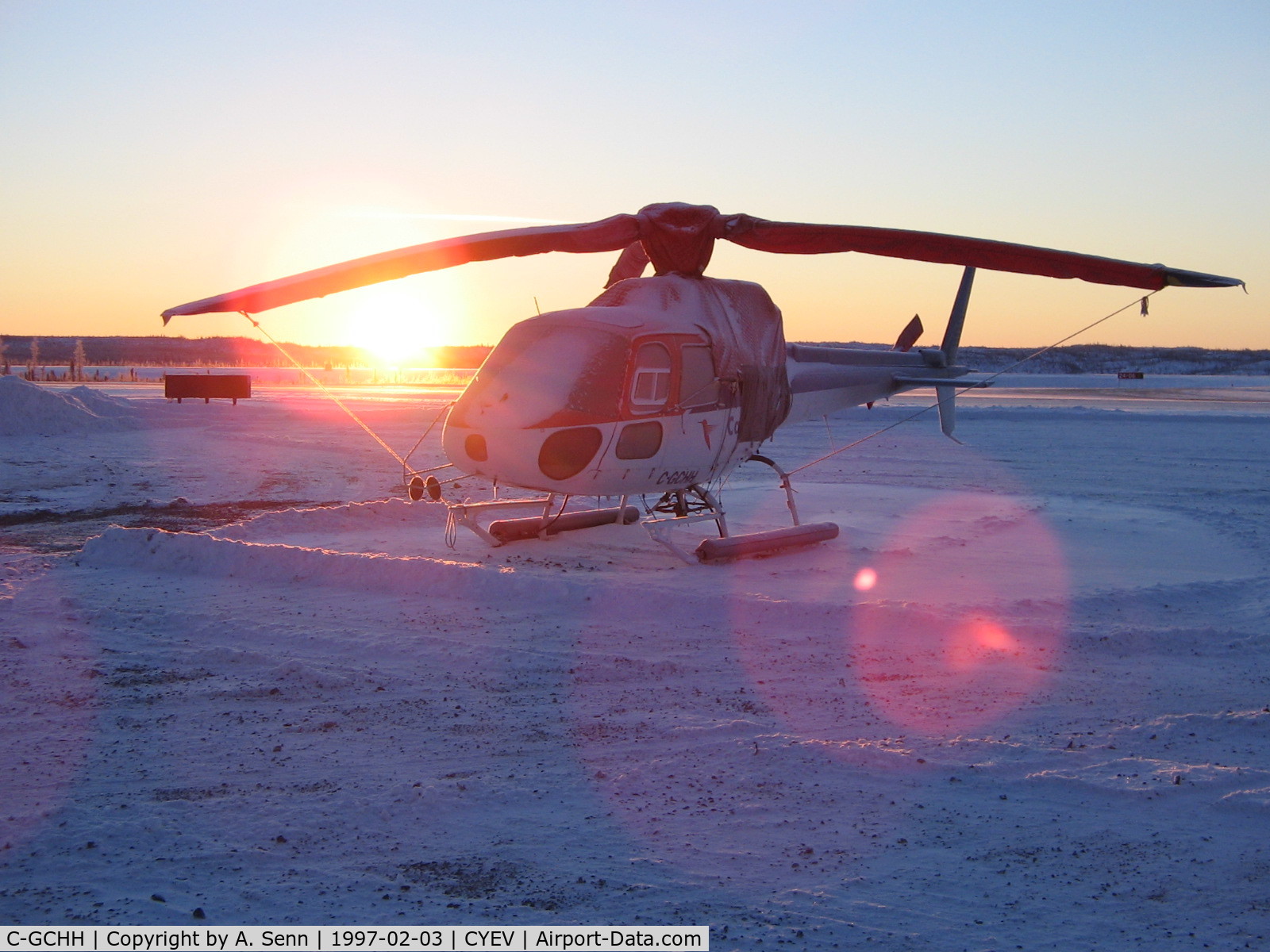 C-GCHH, 1991 Aerospatiale AS-350B-2 Ecureuil C/N 2461, Cold cold cold