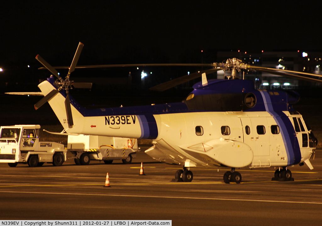 N339EV, Aerospatiale SA-330J Puma C/N 1285, Parked...