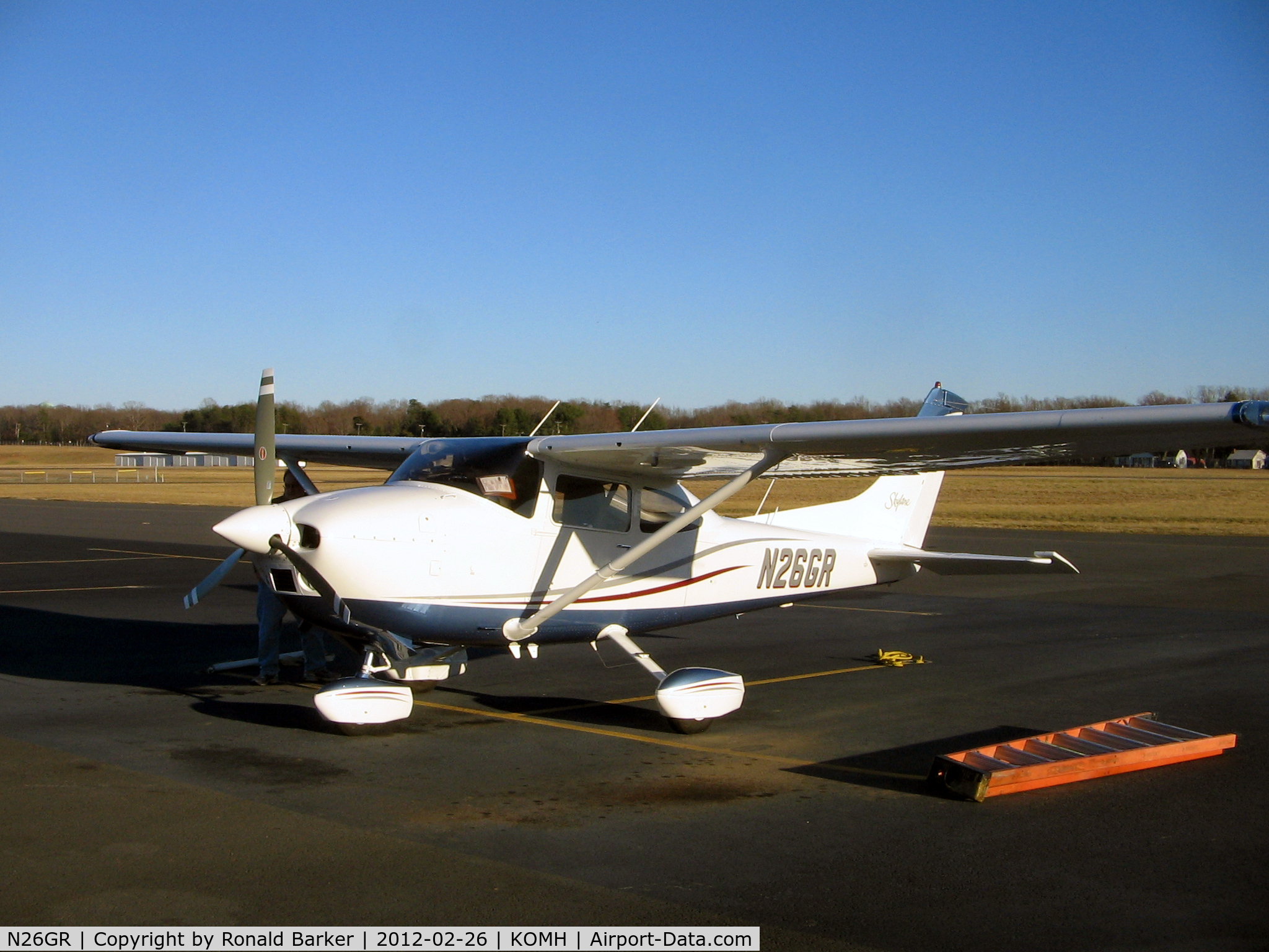 N26GR, 1980 Cessna 182Q Skylane C/N 18267661, Orange